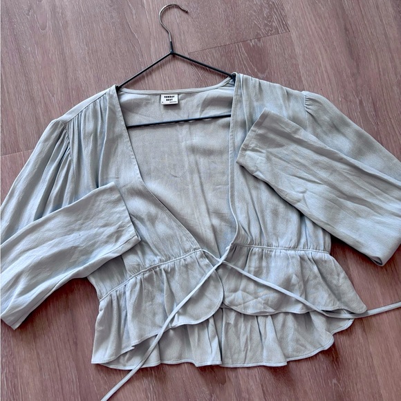 Sunday Best Blouse - Picture 1 of 3